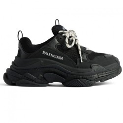  Triple S Sneaker Black