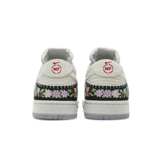 Dunk Low Decon SB Sail Black Dunk Low Decon SB Sail Black