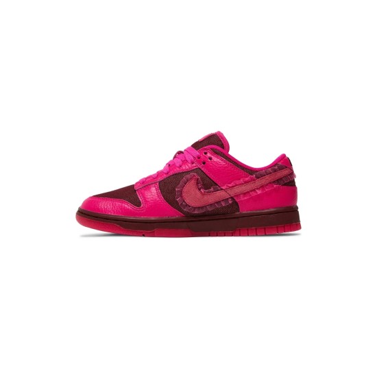 Dunk Low Valentine Day Dunk Low Valentine Day