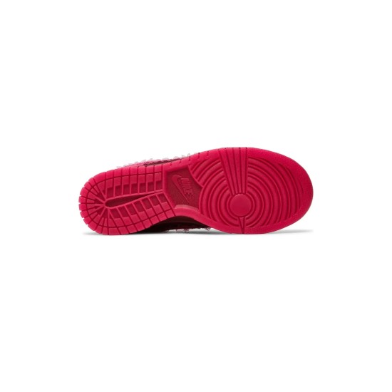 Dunk Low Valentine Day Dunk Low Valentine Day