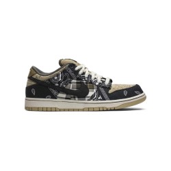 Travis Scott x Nike SB Dunk Low