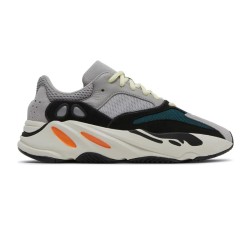 Yeezy 700 Wave Runner