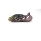 Yeezy Foam Runner MX Carbon Yeezy Foam Runner MX Carbon