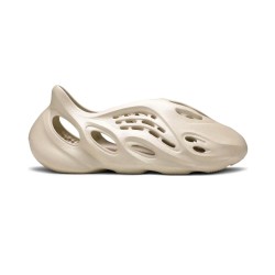 Yeezy Foam Runner Sand